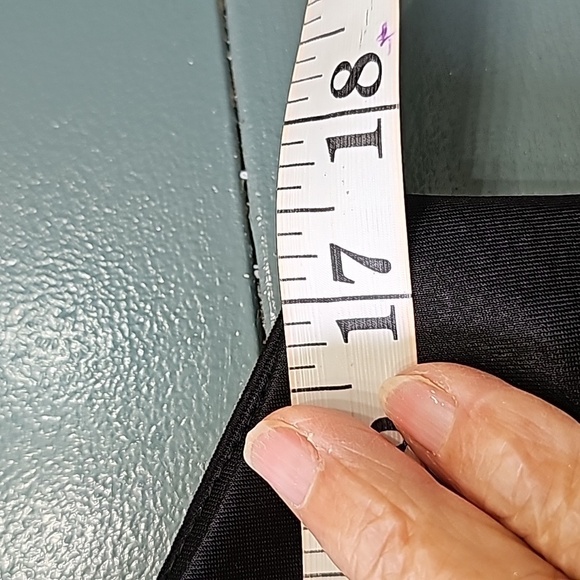 Gretchen Scott, little‎ black dress. Size small with front key hole. - Picture 7 of 11